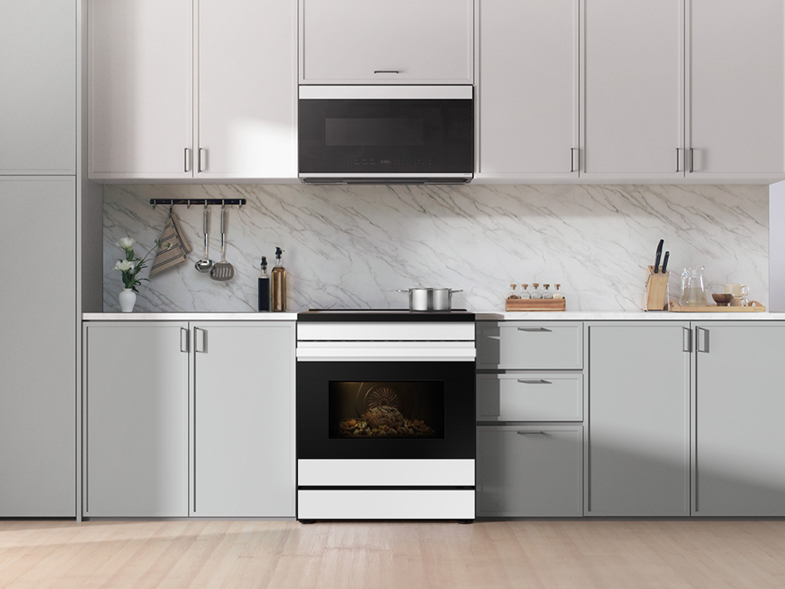 Thumbnail image of Bespoke 6.3 cu. ft. Smart Slide-In Induction Range with Anti-Scratch Glass Cooktop & Air Fry in White Glass