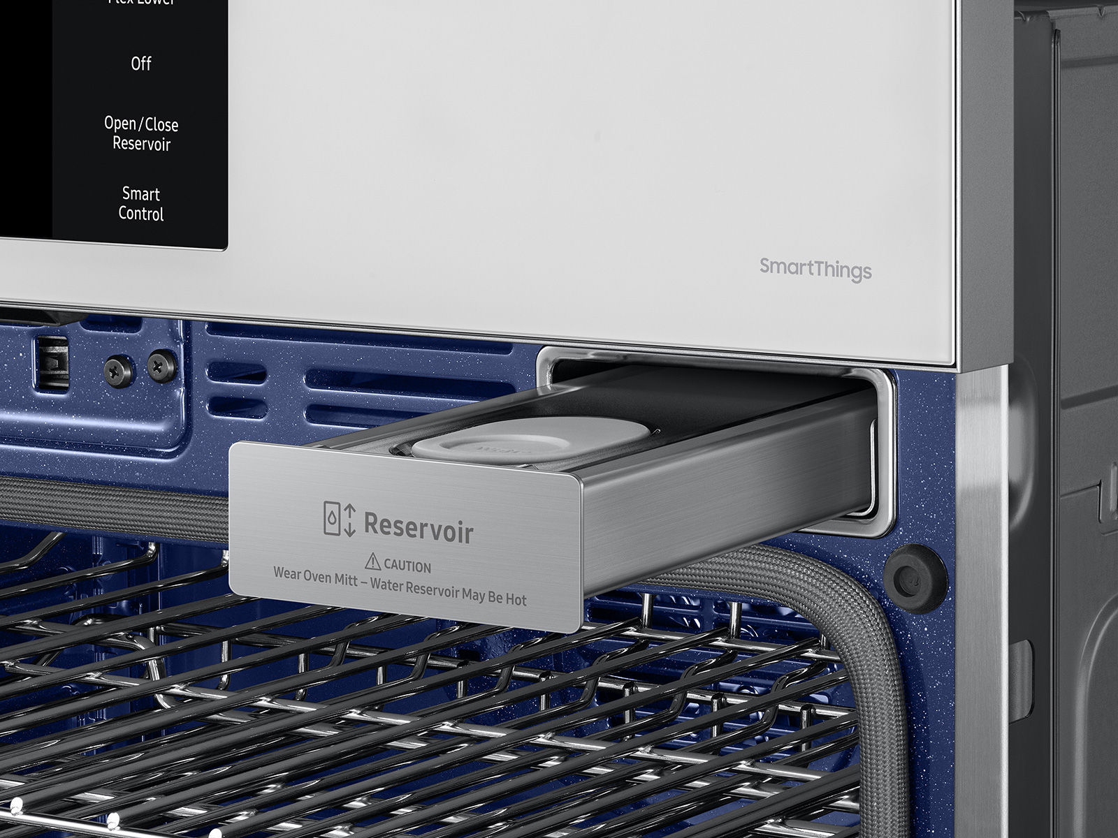Thumbnail image of Bespoke 30” White Glass Single Wall Oven with AI Pro Cooking™ Camera